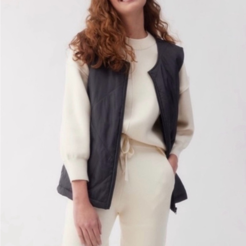 Socialite Quilted Puffer Vest